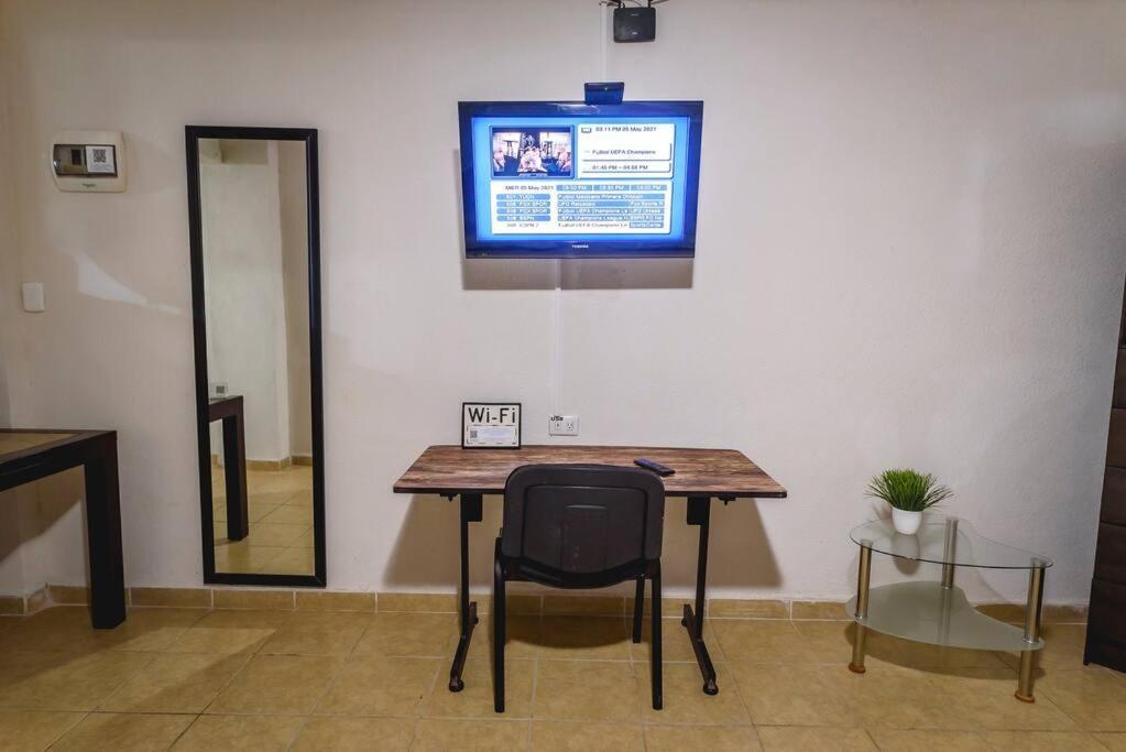 Departamento Comodo Centrico Tv Ac Wifi Cocina Parking, Letra C Ciudad Valles Exterior foto